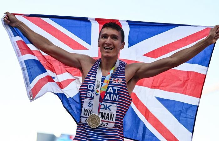 Stadium speaker sees son take gold at 1,500 meters at World Athletics Championships NOW
