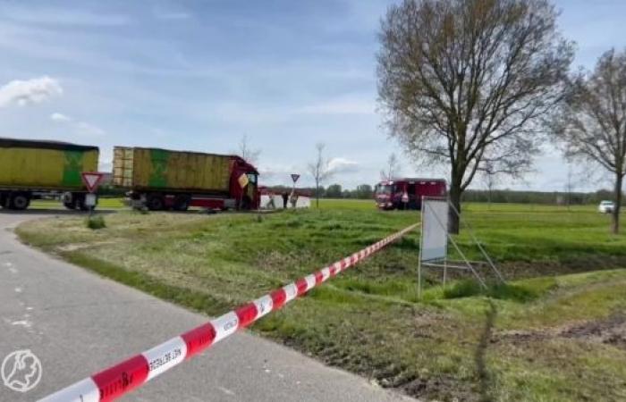 motorist dies after accident with truck in Lelystad (video)