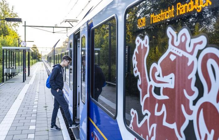 The Limburg States agree to partly free public transport for minimum income earners
