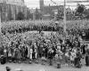The image of Groningen says goodbye. The last episode about a lot of waving during a royal visit in 1950