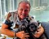 Gordon beams from ear to ear when reunited with dogs Rocco and Toto | RTL Boulevard
