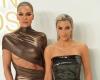 Kim and Khloe Kardashian challenge each other for rematch after iconic bag fight | RTL Boulevard