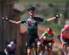 Vos records second stage victory in Vuelta, Vollering starts final stage in leader’s jersey | Cycling