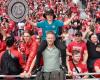LIVE | Eindhoven exuberant after long-awaited PSV championship, supporters even come from the US: ‘This day is very enjoyable’ | Eindhoven
