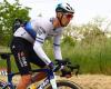Giro 2024: Christophe Laporte crashes hard in preparation for intermediate sprint