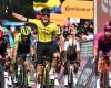 Kooij wins Giro stage with a mighty sprint, his first victory in a big tour