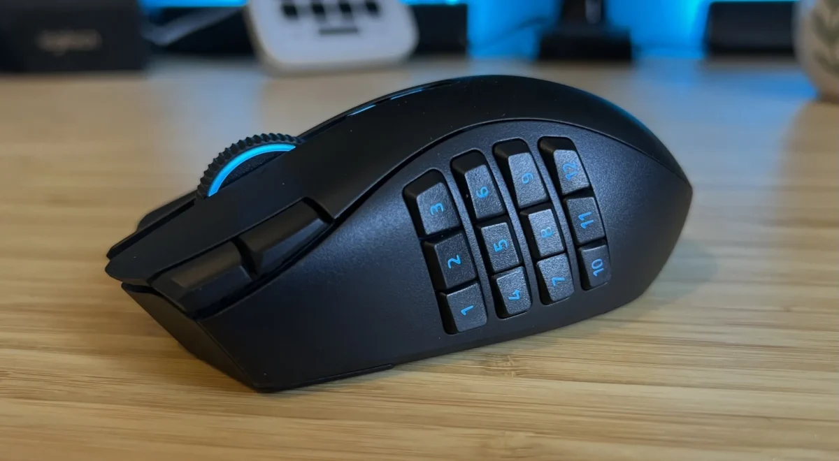 QsY8anz9haoSwAzgbYX5E6.jpg Razer's upgraded do-it-all Naga V3 Pro sings in my scattered Steam library, but genre-focused players should be wary