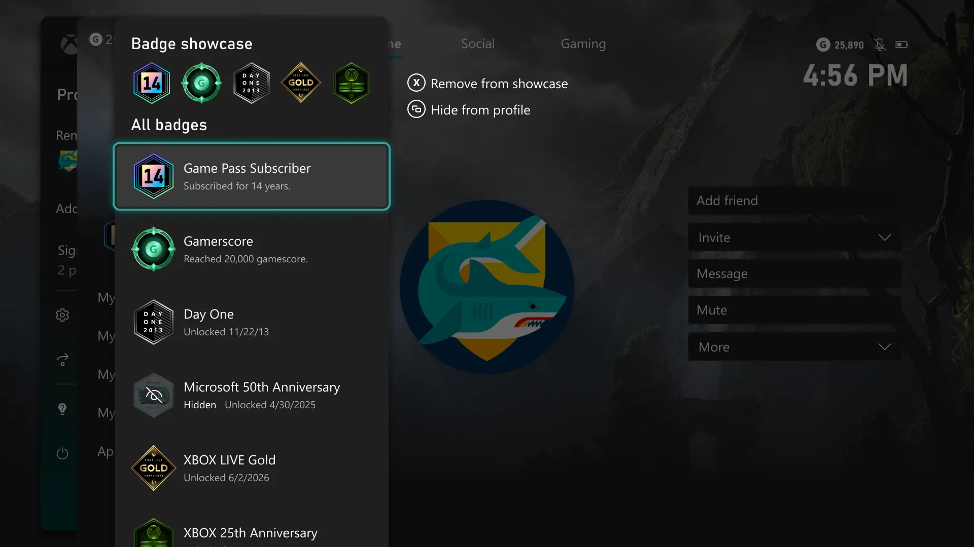 Xbox Badge Showcase menu displaying user profile badges with options to remove or hide them.