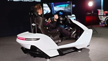 De €70.000 kostende Porsche racing simulator verpestte mijn eigen sim setup