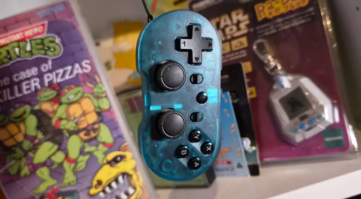 Aff5UNUC2VPQW2cGGJV3p4.jpg CRKD's tiny controller got a growth spurt, but the new Atom+ is still a perfect travel-friendly pad