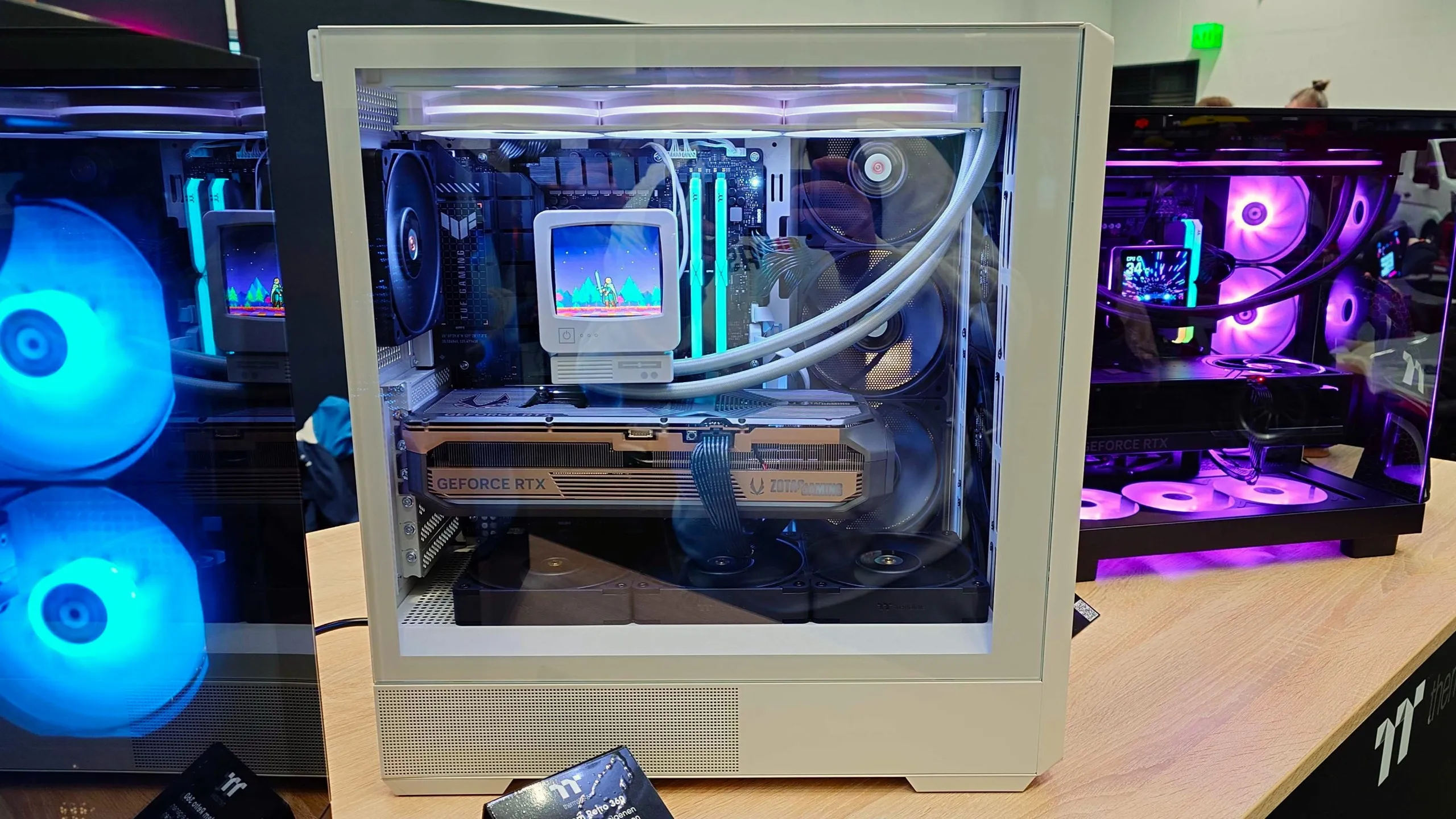 Photos of the Thermaltake Retro 360 PC case showing different angles.